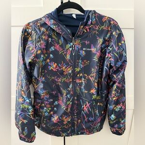 Columbia youth reversible lightweight jacket.